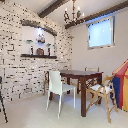 別荘 Sv- Ivan 2 By Interhome