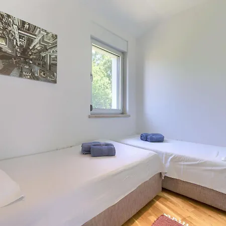 Sv- Ivan 2 By Interhome