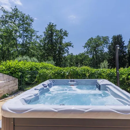 別荘 Sv- Ivan 2 By Interhome *