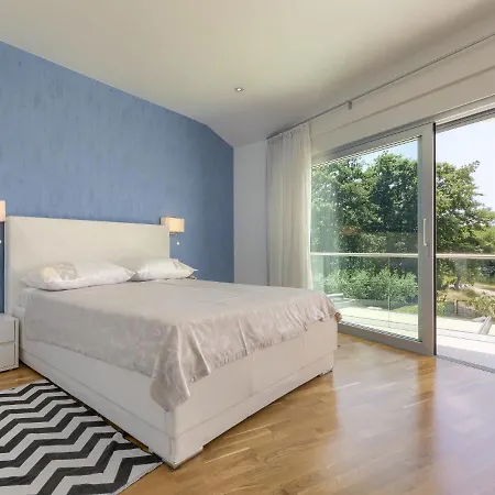 Nyaraló Sv- Ivan 2 By Interhome Pelegrin