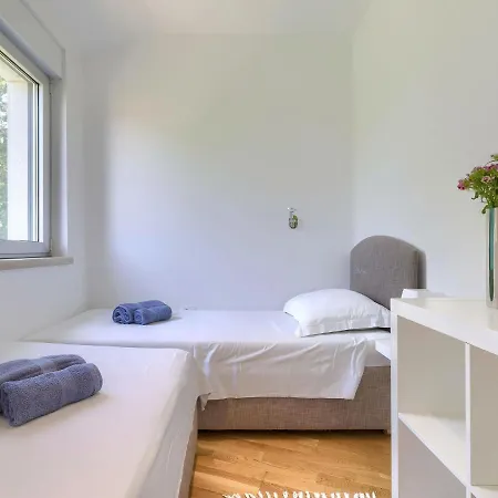 Holiday home Sv- Ivan 2 By Interhome Pelegrin