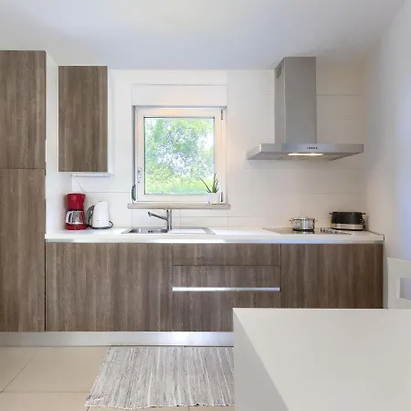 بيت للعطل Sv- Ivan 2 By Interhome *