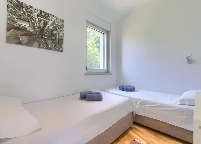 Sv- Ivan 2 By Interhome