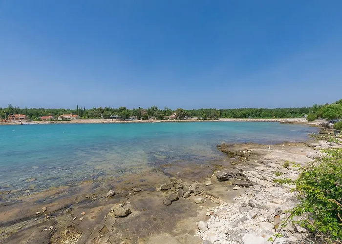 Sv- Ivan 2 By Interhome Pelegrin