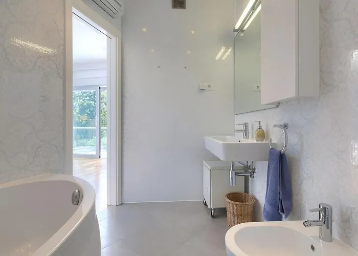 Sv- Ivan 2 By Interhome Ferienhaus Pelegrin